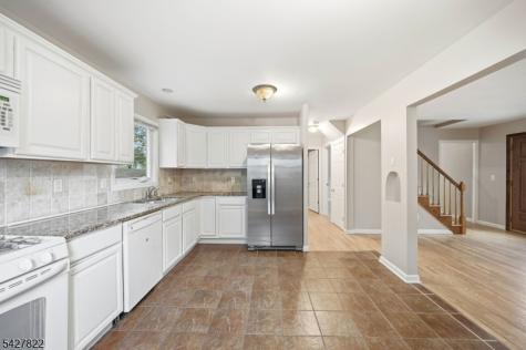 104 14TH Street Cresskill NJ 07626