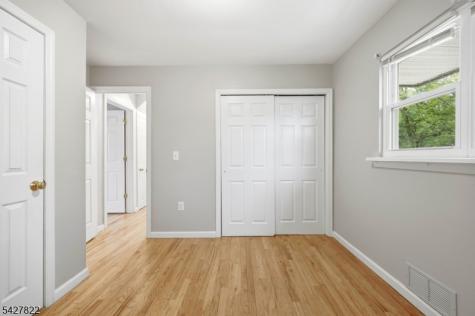 104 14TH Street Cresskill NJ 07626