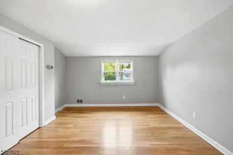 104 14TH Street Cresskill NJ 07626