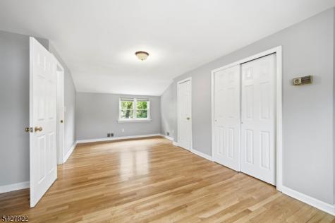 104 14TH Street Cresskill NJ 07626