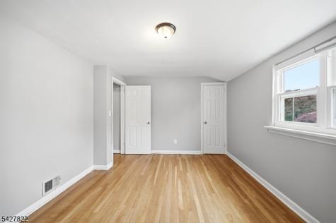 104 14TH Street Cresskill NJ 07626