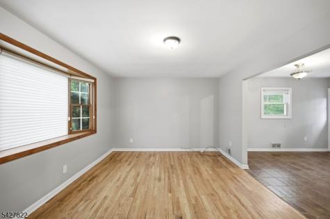 104 14TH Street Cresskill NJ 07626