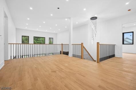 30 Winthrop Road Millburn NJ 07078