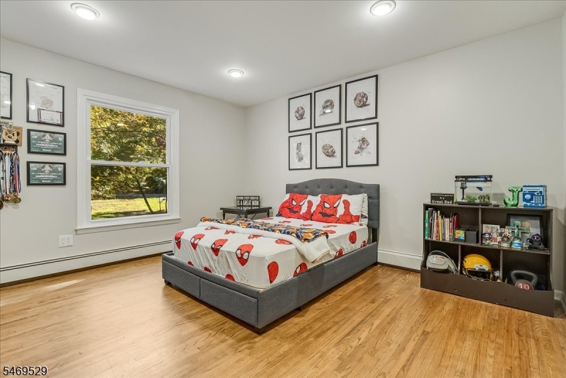 8 Tall Oaks Drive Jefferson NJ 07438