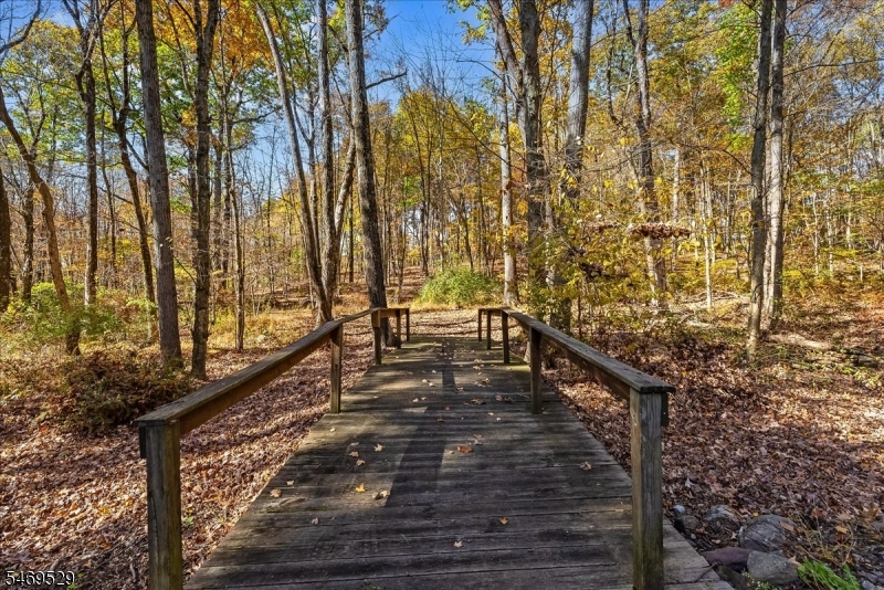 8 Tall Oaks Drive Jefferson NJ 07438