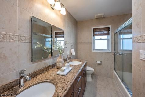 755 Neill Court Oradell NJ 07649