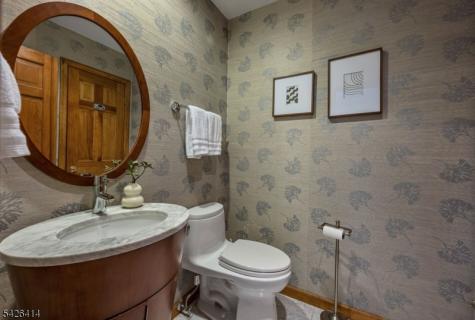 755 Neill Court Oradell NJ 07649