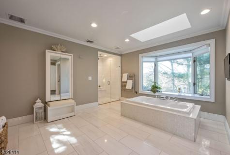 755 Neill Court Oradell NJ 07649