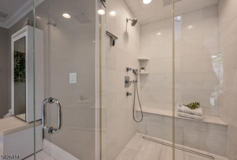 755 Neill Court Oradell NJ 07649