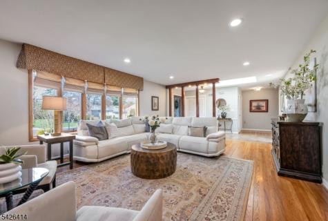755 Neill Court Oradell NJ 07649