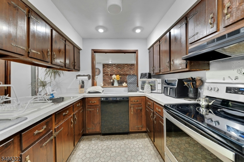 40 Hillsdale Drive Vernon NJ 07461