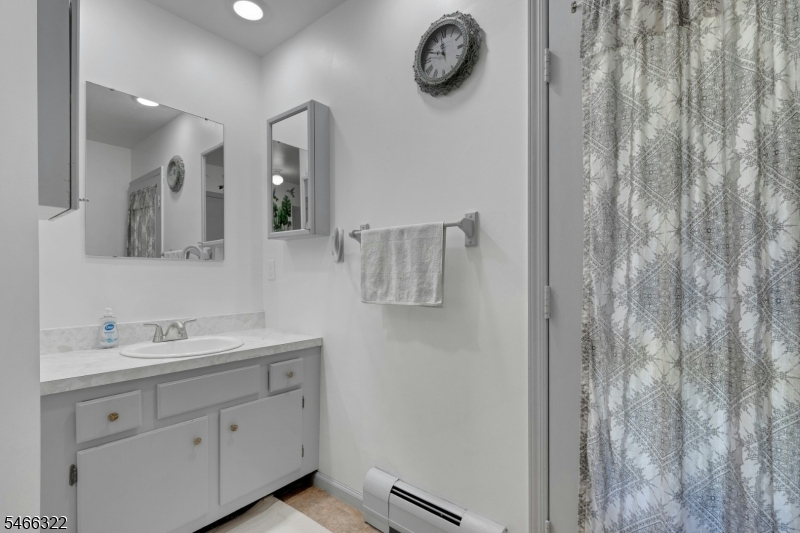 40 Hillsdale Drive Vernon NJ 07461
