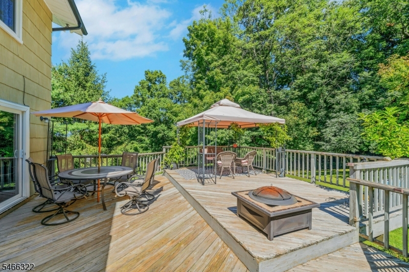 40 Hillsdale Drive Vernon NJ 07461