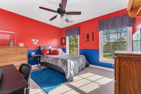 15 Foxwood Lane Lopatcong NJ 08865