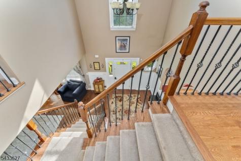 15 Foxwood Lane Lopatcong NJ 08865