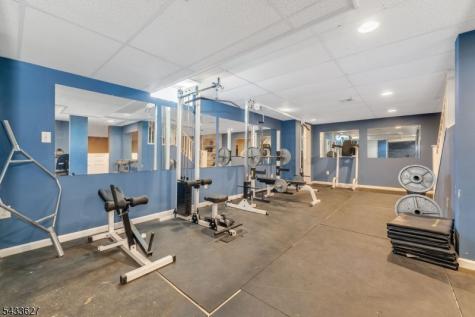 15 Foxwood Lane Lopatcong NJ 08865