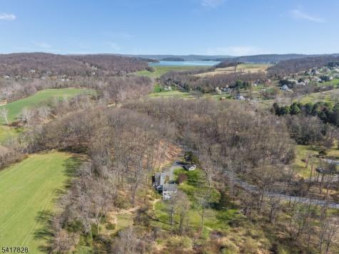 293 Stanton Mountain Road Clinton NJ 08833