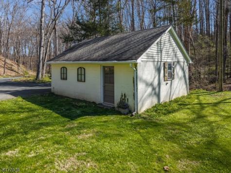 293 Stanton Mountain Road Clinton NJ 08833