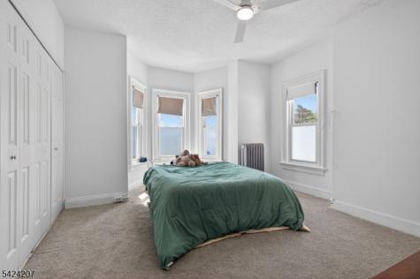 591 Barron Avenue Woodbridge NJ 07095