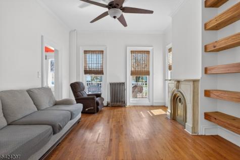 591 Barron Avenue Woodbridge NJ 07095
