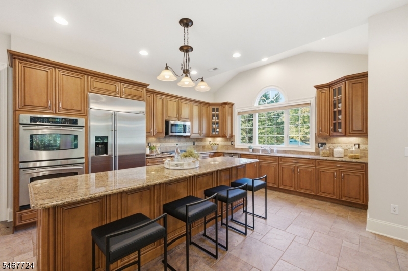 3 Perry Road Clinton NJ 08801
