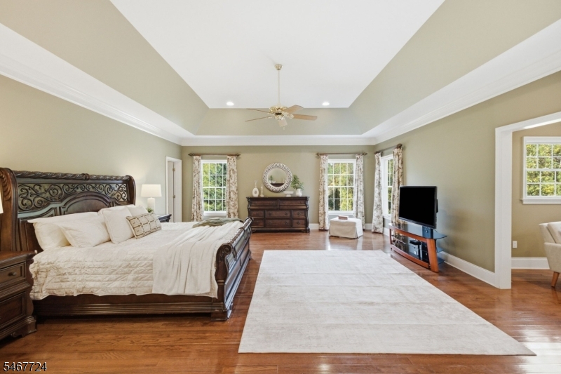 3 Perry Road Clinton NJ 08801