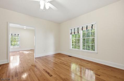3 Perry Road Clinton NJ 08801