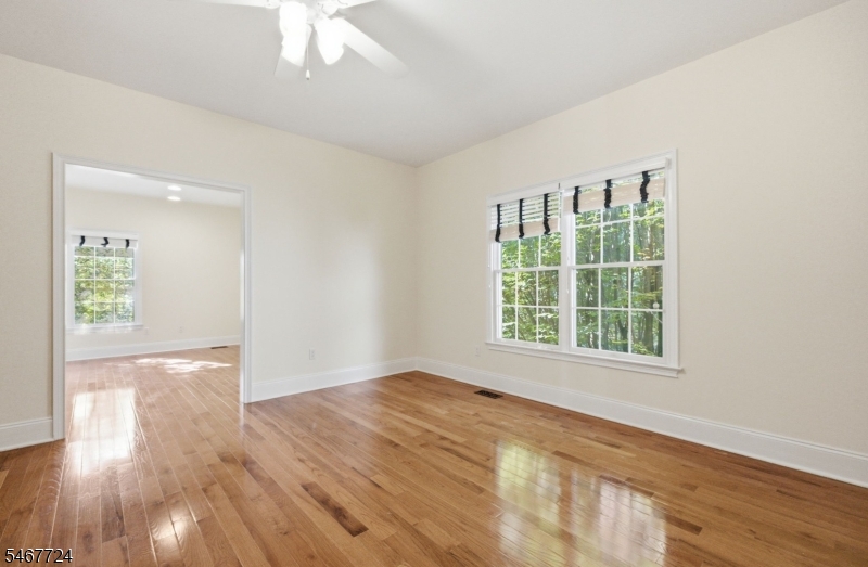 3 Perry Road Clinton NJ 08801