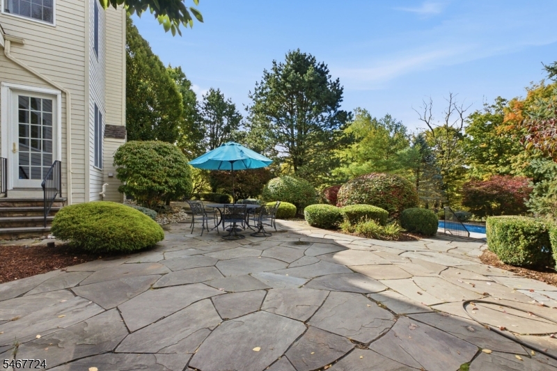 3 Perry Road Clinton NJ 08801