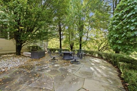 3 Perry Road Clinton NJ 08801