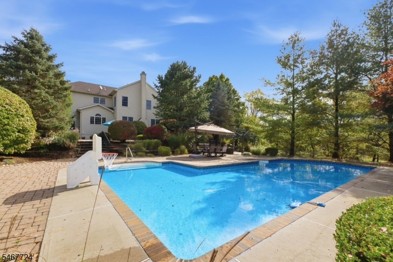 3 Perry Road Clinton NJ 08801