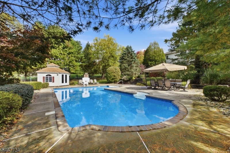 3 Perry Road Clinton NJ 08801