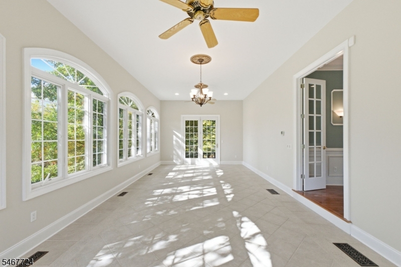 3 Perry Road Clinton NJ 08801