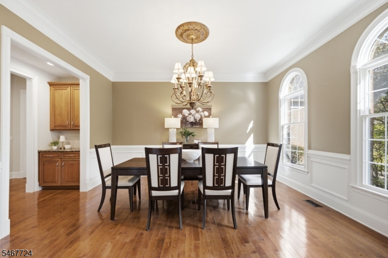 3 Perry Road Clinton NJ 08801
