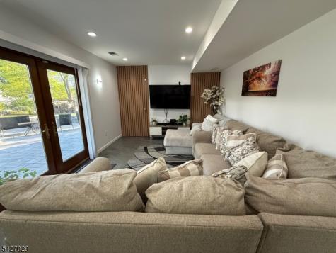 5 Appleman Road Franklin NJ 08873