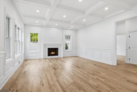 76 Hillside Avenue Livingston NJ 07039