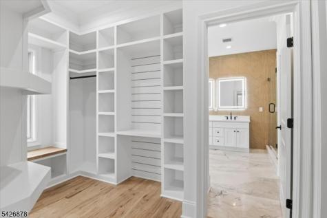 76 Hillside Avenue Livingston NJ 07039