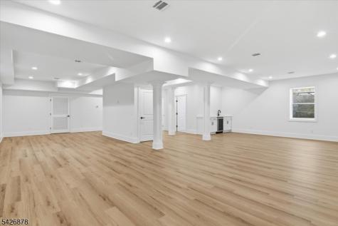 76 Hillside Avenue Livingston NJ 07039