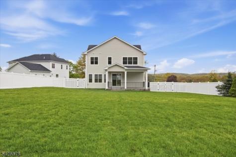 76 Hillside Avenue Livingston NJ 07039