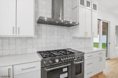 76 Hillside Avenue Livingston NJ 07039