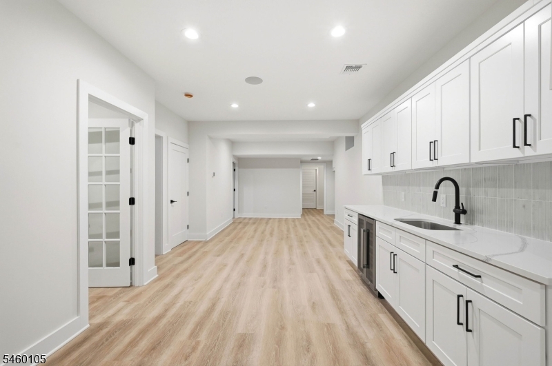 25 Claremont Avenue Livingston NJ 07039