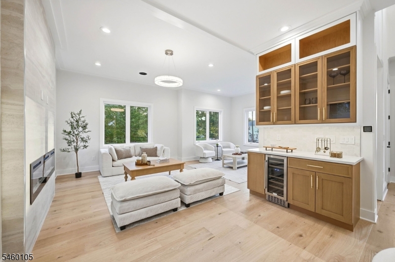 25 Claremont Avenue Livingston NJ 07039