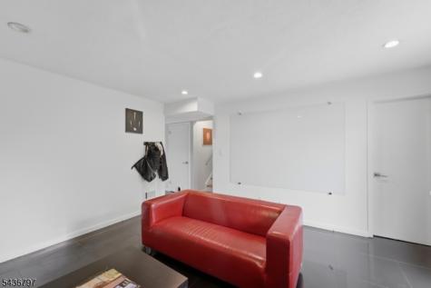 17 Arthur Drive Rutherford NJ 07070
