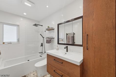 17 Arthur Drive Rutherford NJ 07070