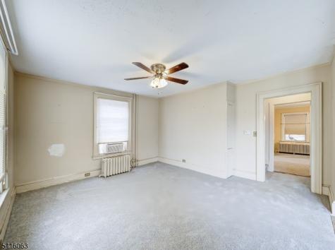 24 W Main Street Clinton NJ 08809