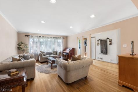 156 Wentz Avenue Springfield NJ 07081