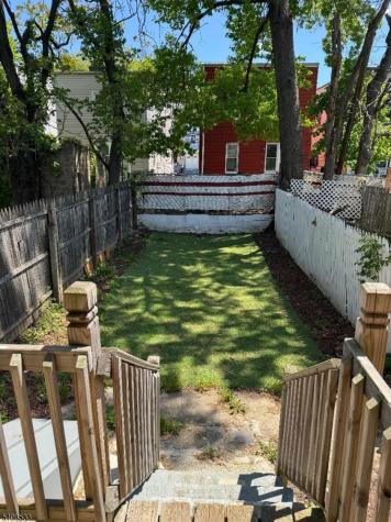 20 Willoughby Street Newark NJ 07112