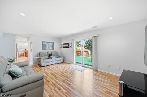 3 Trouville Drive Parsippany-troy Hills NJ 07054