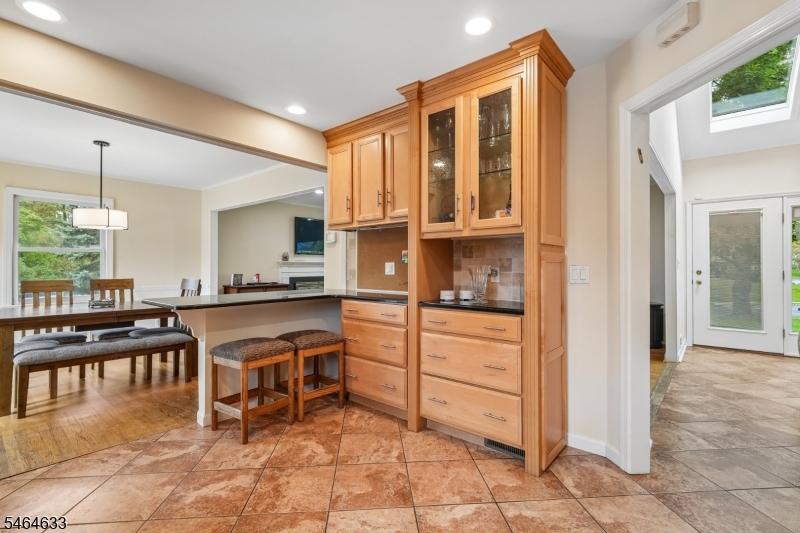 91 Ridge Drive Livingston NJ 07039