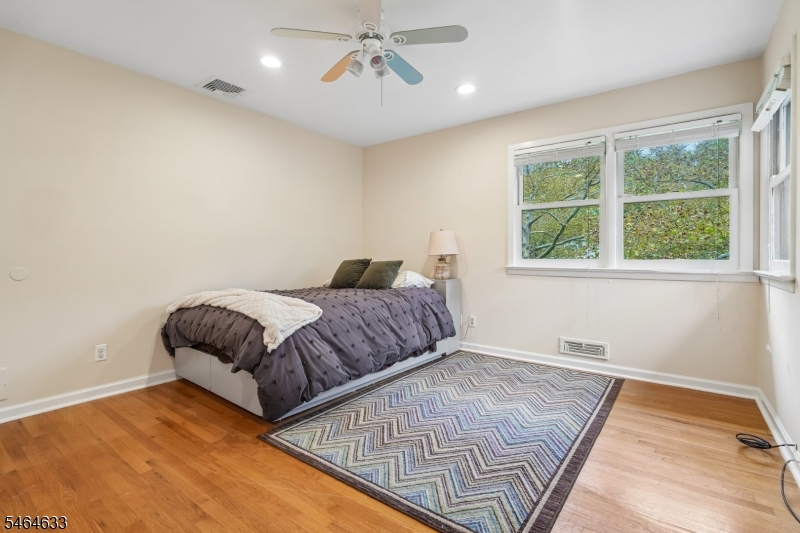 91 Ridge Drive Livingston NJ 07039